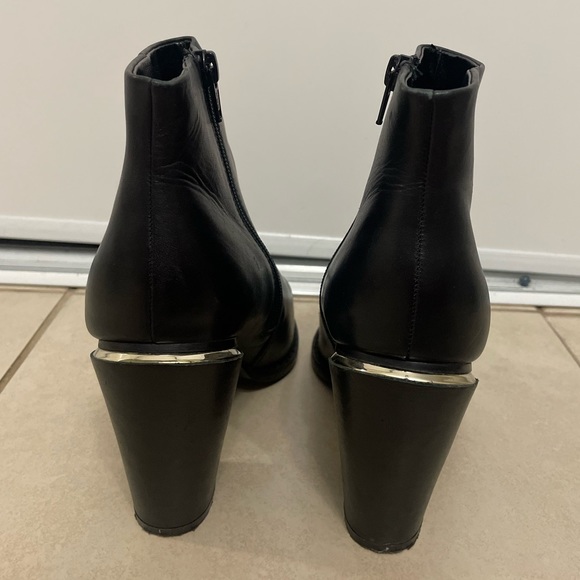 Aldo Black Ankle Boots - Picture 2 of 4